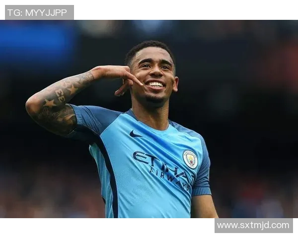 全球足球巨星的精彩人生与成就简介